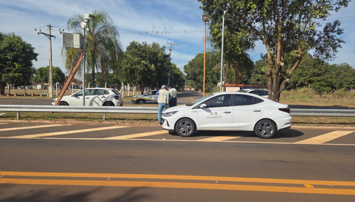 Em Cardoso, Ipem-SP verifica radar na rodovia SP-322